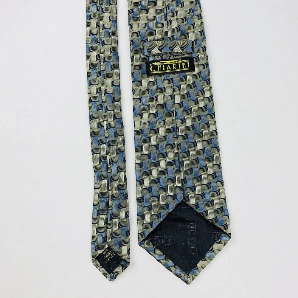 Chiarini‎ Men's Neck Tie 100% Italian Silk Silver Blue Basket Weave Career